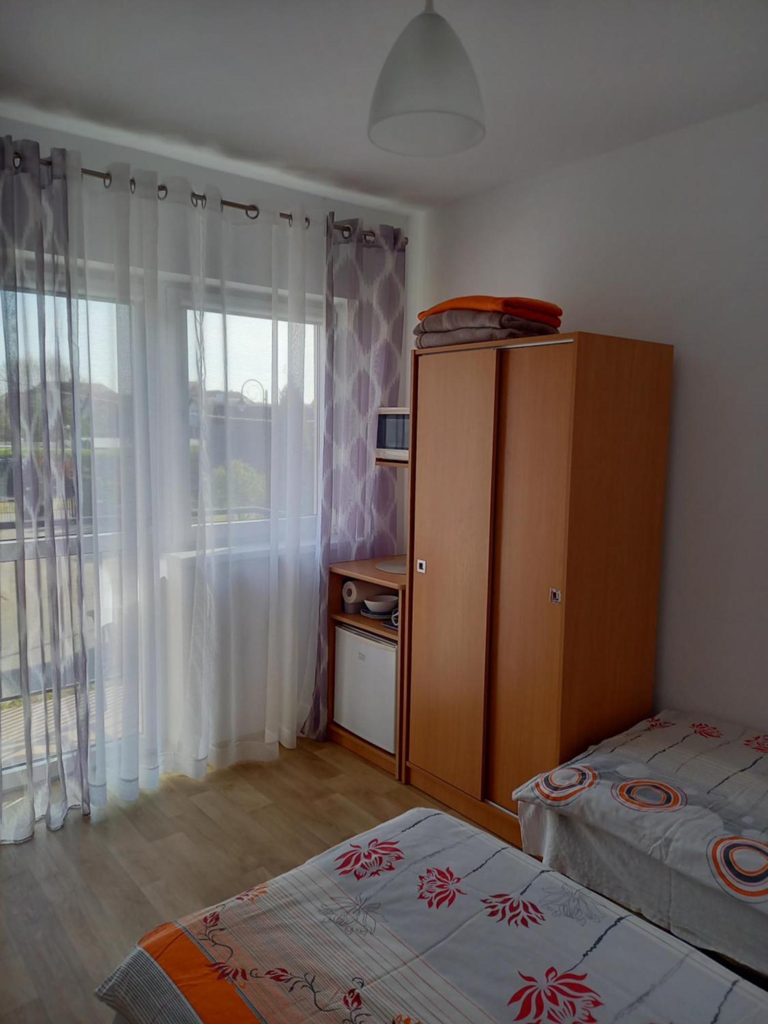 Pokoje Goscinne U Teresy Treptower Deep Exterior foto